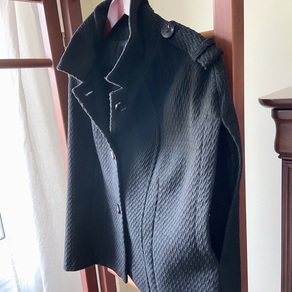 Black Danier Cape Coat (Size M) - Picture 3 of 7